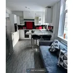 Rent 5 bedroom house in West Midlands