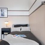 Appartement de 65 m² avec 2 chambre(s) en location à Paris