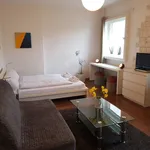 Rent 1 bedroom apartment of 38 m² in Berlin