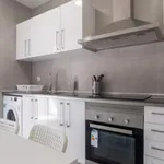 Rent 5 bedroom apartment in Valencia