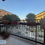 Rent 2 bedroom apartment of 60 m² in Milan