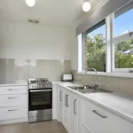 Rent 3 bedroom apartment in Lindisfarne