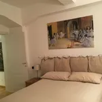 Rent 2 bedroom apartment of 65 m² in Genova