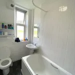 Rent 3 bedroom flat in Dundee