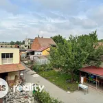 Pronajměte si 5 ložnic/e byt o rozloze 120 m² v Hoštice-Heroltice