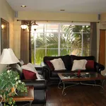 Rent 2 bedroom apartment of 79 m² in long beach