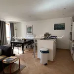 Appartement de 52 m² avec 3 chambre(s) en location à Sainte-Maxime