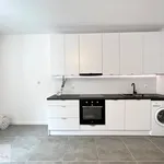 Rent 2 bedroom apartment of 35 m² in Łódź