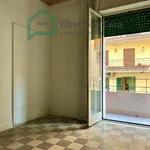 Affitto 3 camera appartamento di 75 m² in Napoli