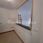 Rent 4 bedroom apartment of 118 m² in Rome