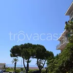 Rent 3 bedroom apartment of 110 m² in Ospedaletti