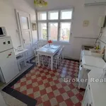 Najam 2 spavaće sobe stan od 80 m² u Split