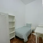 Rent 16 bedroom apartment in Lisbon