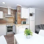 Rent 1 bedroom apartment of 538 m² in Valencia