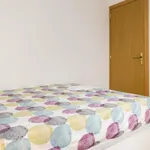 Alquilar 5 dormitorio apartamento en Madrid