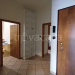 Affitto 4 camera appartamento di 87 m² in Casalecchio di Reno