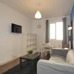 Rent 4 bedroom apartment in Barcelona