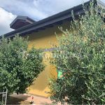 Terraced house via Veneto, Angera