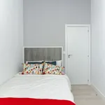 Rent a room in Madrid