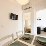 Rent 1 bedroom apartment of 8 m² in Barcelona