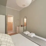 Rent a room in lisbon