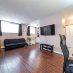 Appartement de 796 m² avec 2 chambre(s) en location à Edmonton