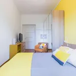 Rent a room of 125 m² in milan