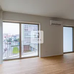 Rent 3 bedroom apartment of 116 m² in Porto