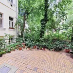 Rent 4 bedroom apartment of 136 m² in Budapest