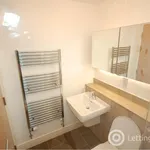 Rent 2 bedroom apartment in Edinburgh