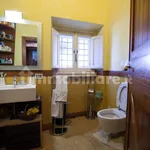 Rent 5 bedroom house of 561 m² in Rome