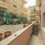 Rent 4 bedroom apartment of 70 m² in Genoa