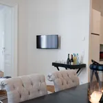 Rent 1 bedroom apartment of 581 m² in vienna