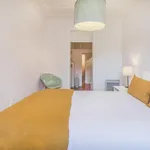 Rent 2 bedroom apartment in Lisbon