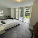 Rent 3 bedroom flat in North West England