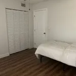 Rent 1 bedroom apartment in Hollywood