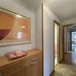 Rent a room of 100 m² in madrid