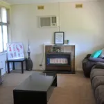 Rent 3 bedroom house in Junee