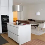 Miete 3 Schlafzimmer wohnung von 1561 m² in Berlin