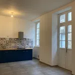 Rent 3 bedroom apartment of 57 m² in Fontenay-le-Comte