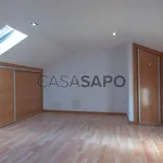 Rent 3 bedroom house of 175 m² in Leiria