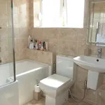 Rent 2 bedroom flat in Harborough