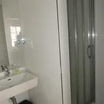 Rent 1 bedroom apartment of 37 m² in Praha