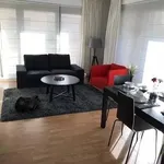 Superbes appartements de 2 à 3 chambres entièrement meublés , avec un salon spacieux, une cuisine entièrement équipée, 2 salles de bain, une terrasse et un garage. ( toutes charges comprises da