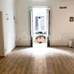 Affitto 3 camera appartamento di 75 m² in Palermo