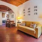 Rent 1 bedroom apartment of 54 m² in Florence