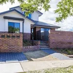 Rent 3 bedroom house in Queanbeyan