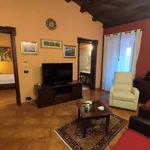 Rent 5 bedroom house of 100 m² in Ragusa