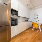 Rent 1 bedroom apartment of 85 m² in madrid