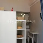 Rent 1 bedroom apartment of 20 m² in Napoli